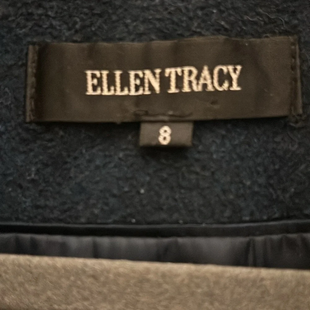 🐑🐇Ellen Tracy Angora & Wool Pea Coat - Picture 9 of 10